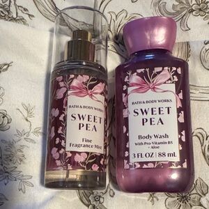 Bath & Body Works Sweet Pea Body Wash and Mist - Purple